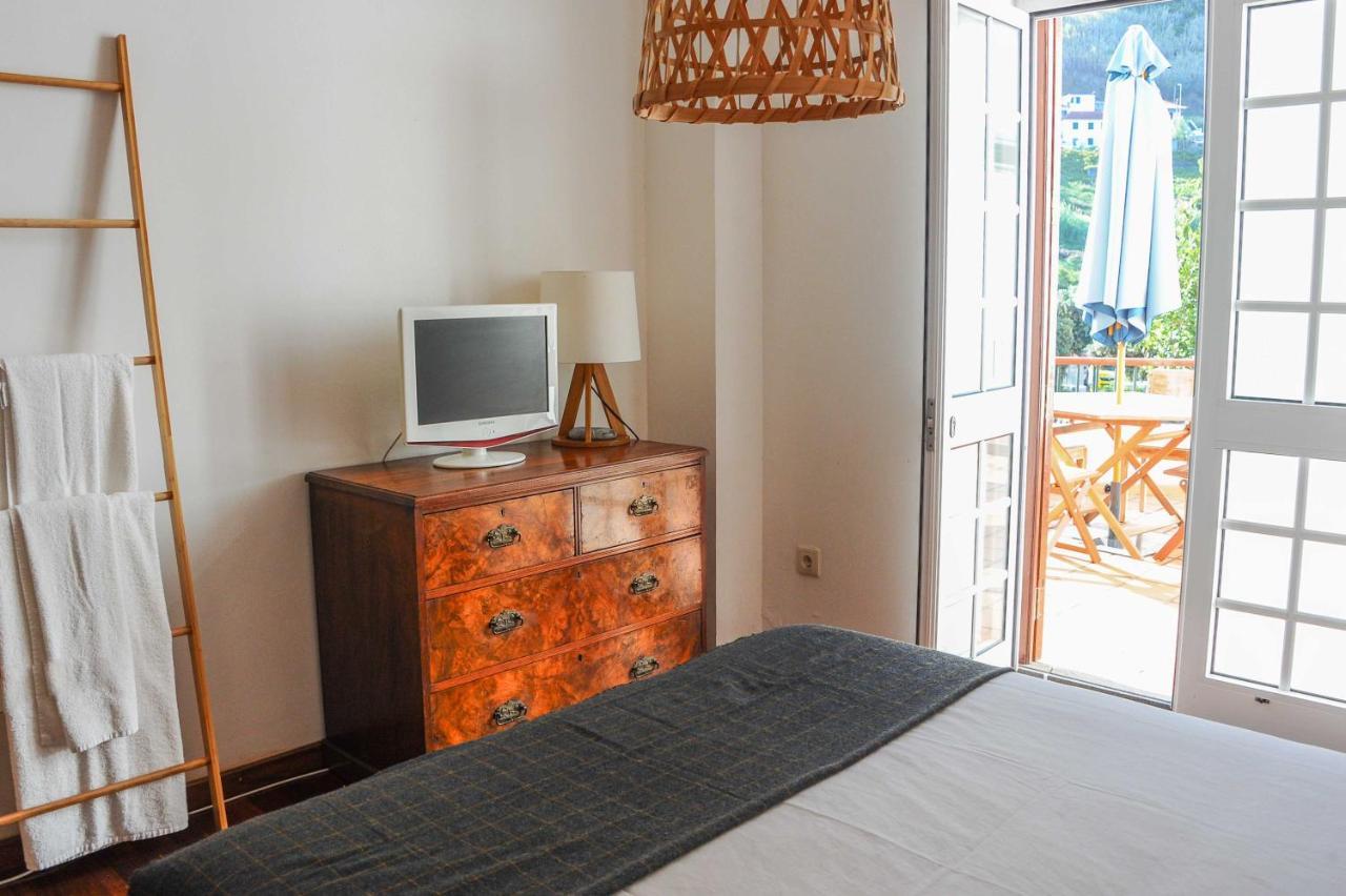 Jaca Hostel Porto Da Cruz Eksteriør billede