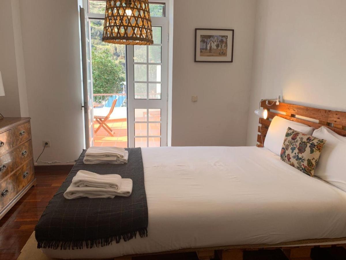 Jaca Hostel Porto Da Cruz Eksteriør billede